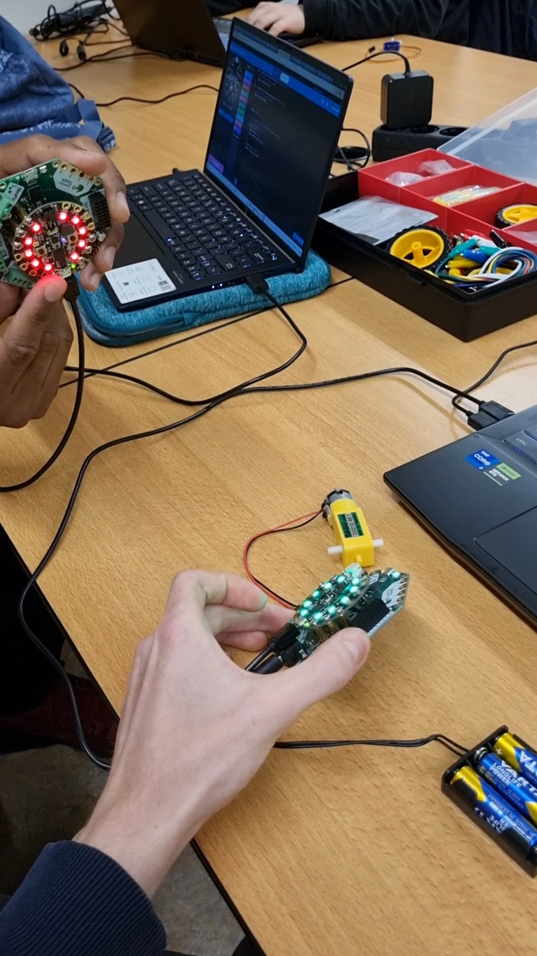 Screenshot voor project Rise & Spray